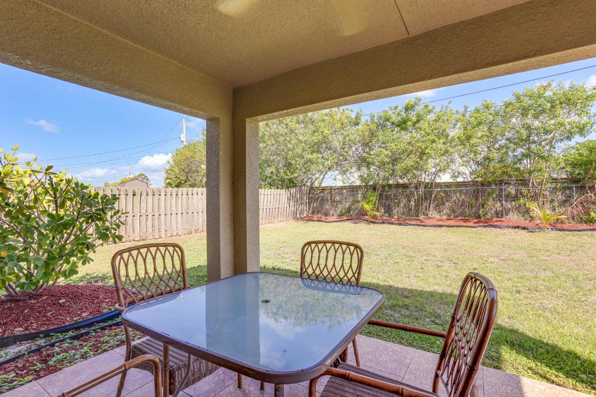 Port St Lucie Home With Above-Ground Pool And Grill Carlton Zewnętrze zdjęcie